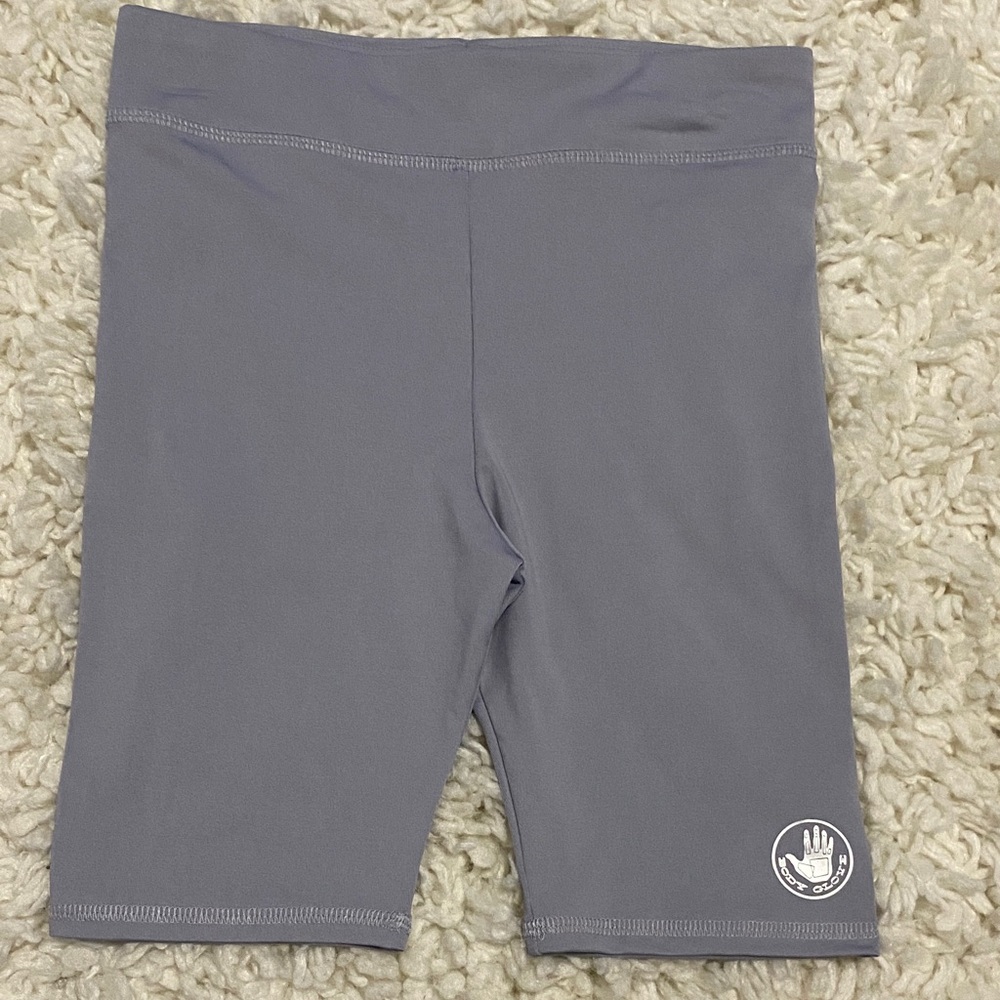 Body Glove size 8  fitness  yoga exercise shorts NWOT